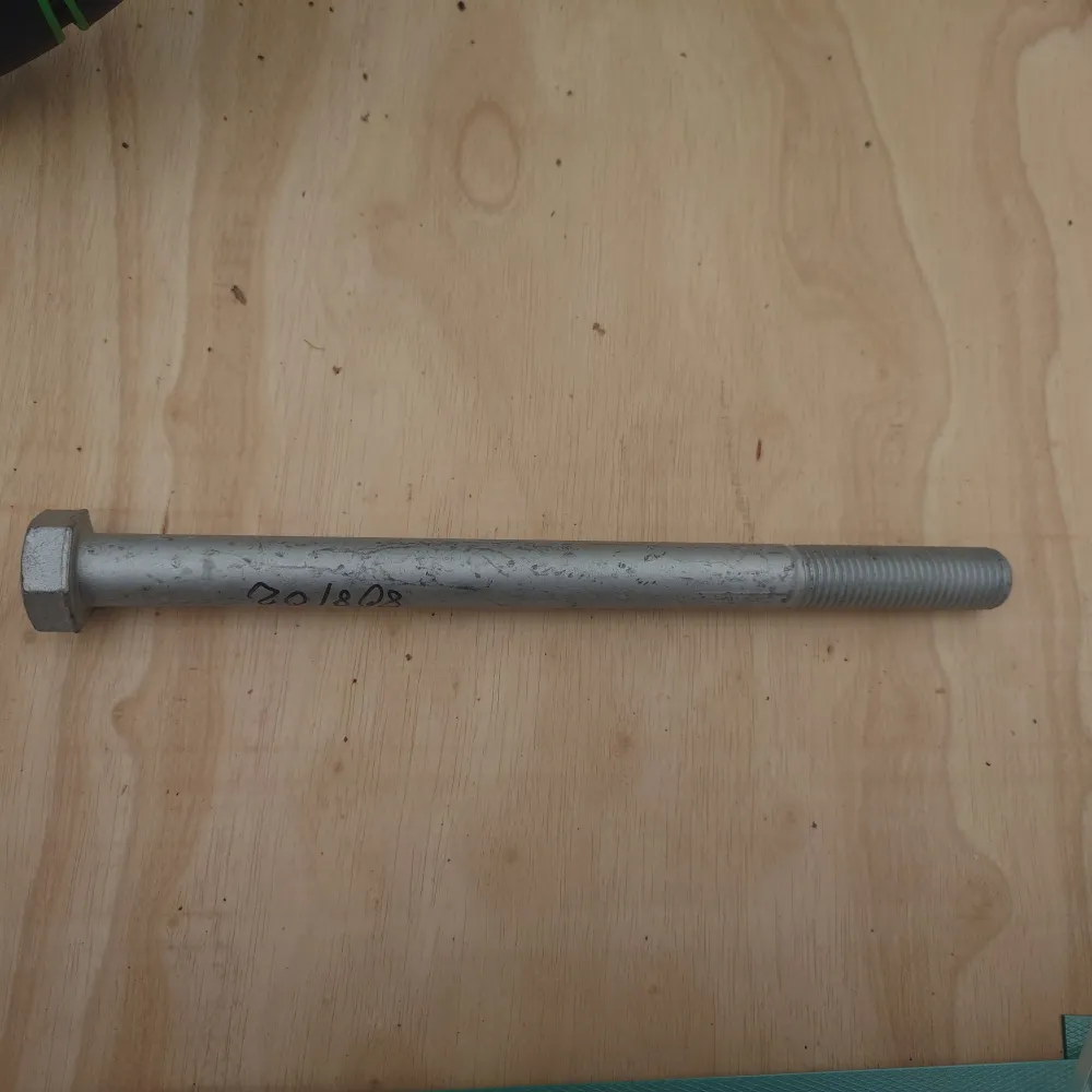 Bolt støttebein M20x270-10,9