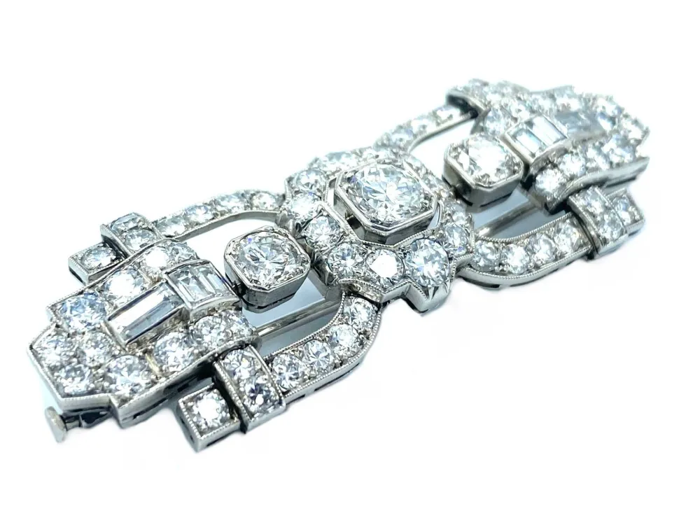 Art Deco-brosje i Platina og diamanter