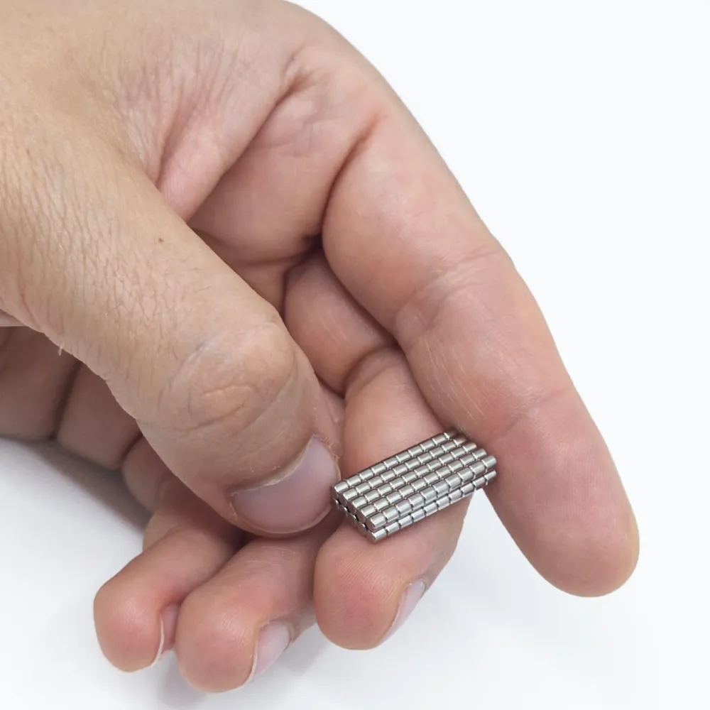 Hobbymagneter 2x2 mm (100-pakk)