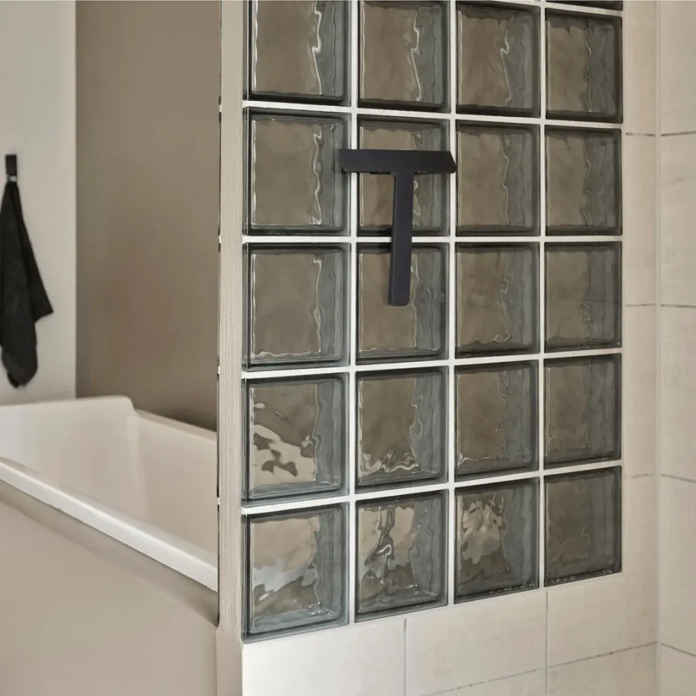 Sett med vindusnal og holder Ume sort 22 cm, 2 deler