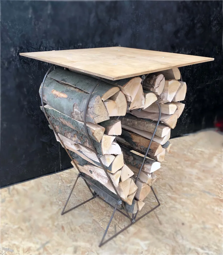 Trehjerte, trebord, vedhylle