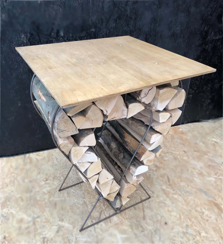 Trehjerte, trebord, vedhylle